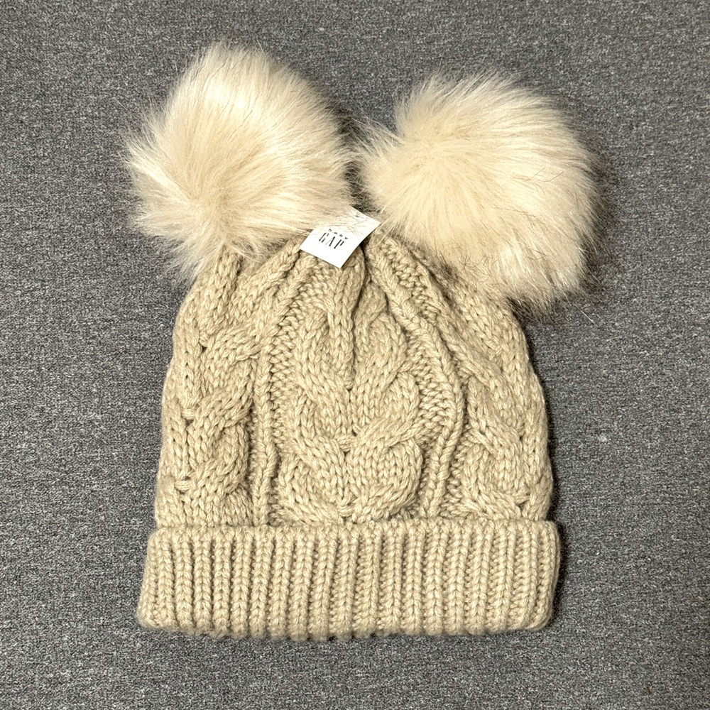 NWT Baby Gap Knit toque bear ear pom poms cable knit size S/m 2T 3T fleece lined